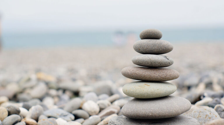 The Power of Smart Brevity and Your Six-Word Story: A Guide for Business and Life